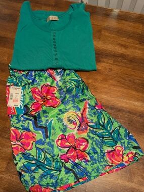 Green Tank & Vibrant Floral Short Set